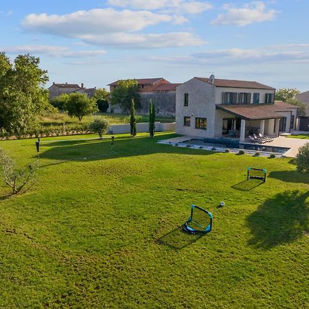 Villa Stellar Brtonigla Exterior foto